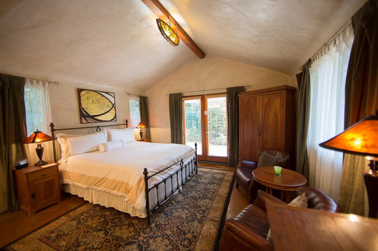 The Emerald Iguana Inn Ojai Exterior photo